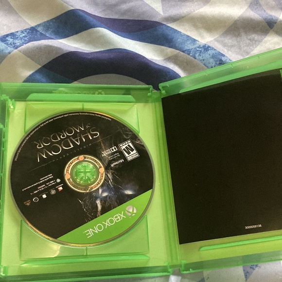 Shadow of Mordor Xbox one game - Picture 3 of 3